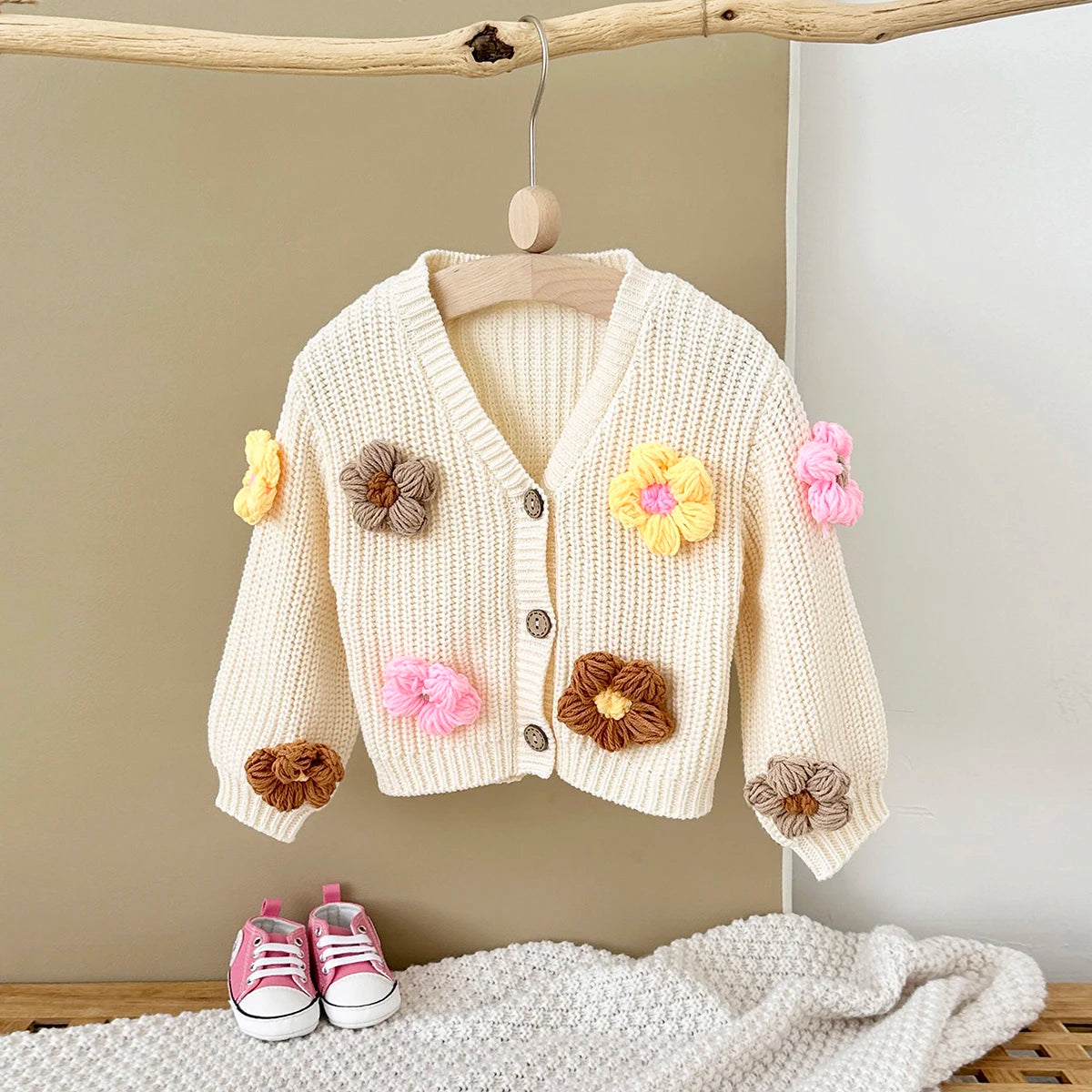 El Yapımı Flower Kazak Ceket