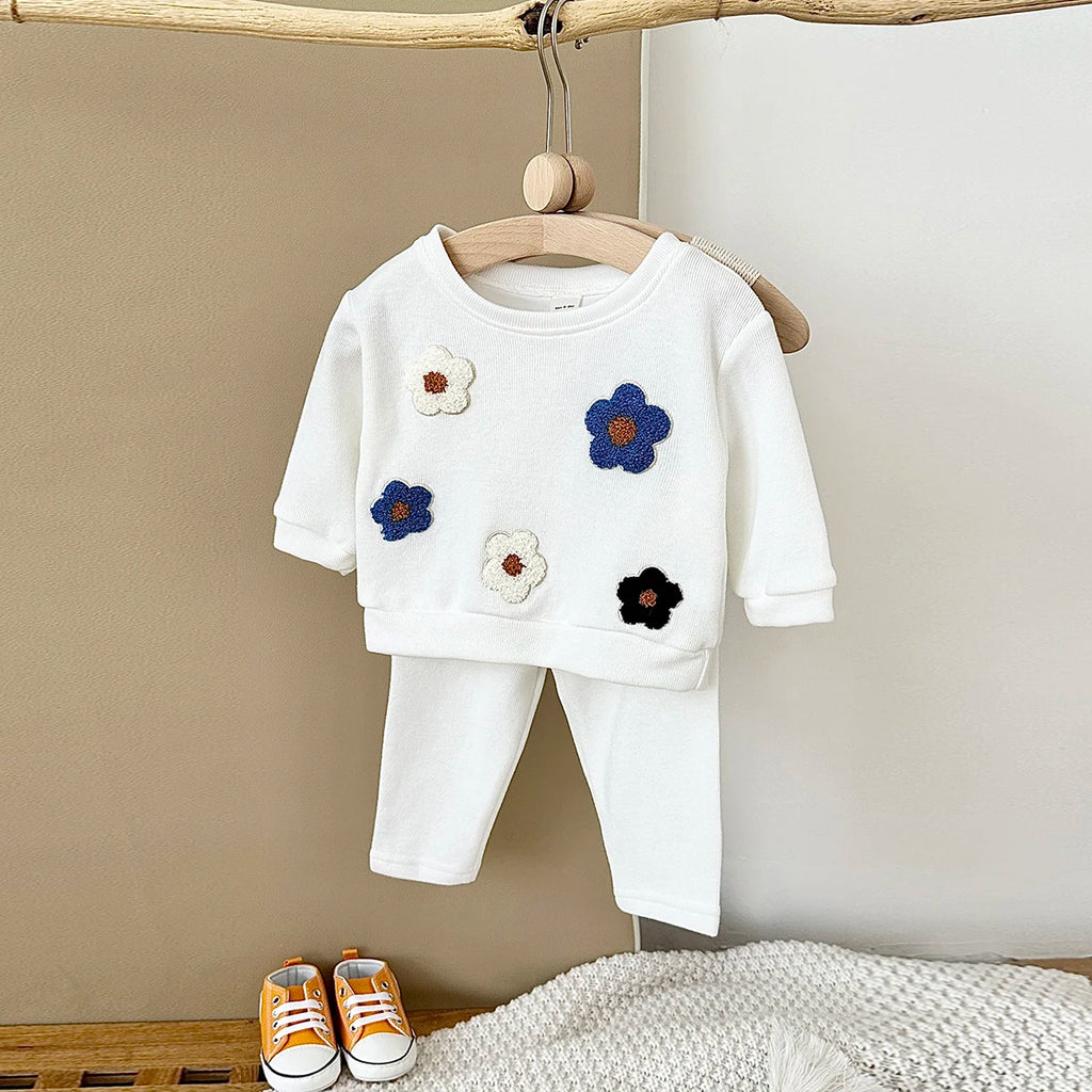 Çiçeklerin Renkli Dünyası – 2 Parça Bebek Kız Takımı